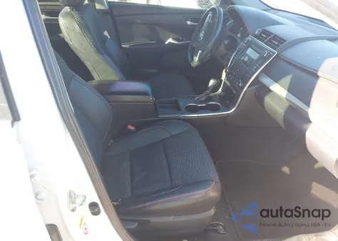 2015 Toyota Camry Se z USA, uszkodzony, nr VIN 4T1BF1FK4FU012056